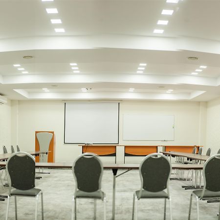 Hotel Parc Sibiu Ngoại thất bức ảnh