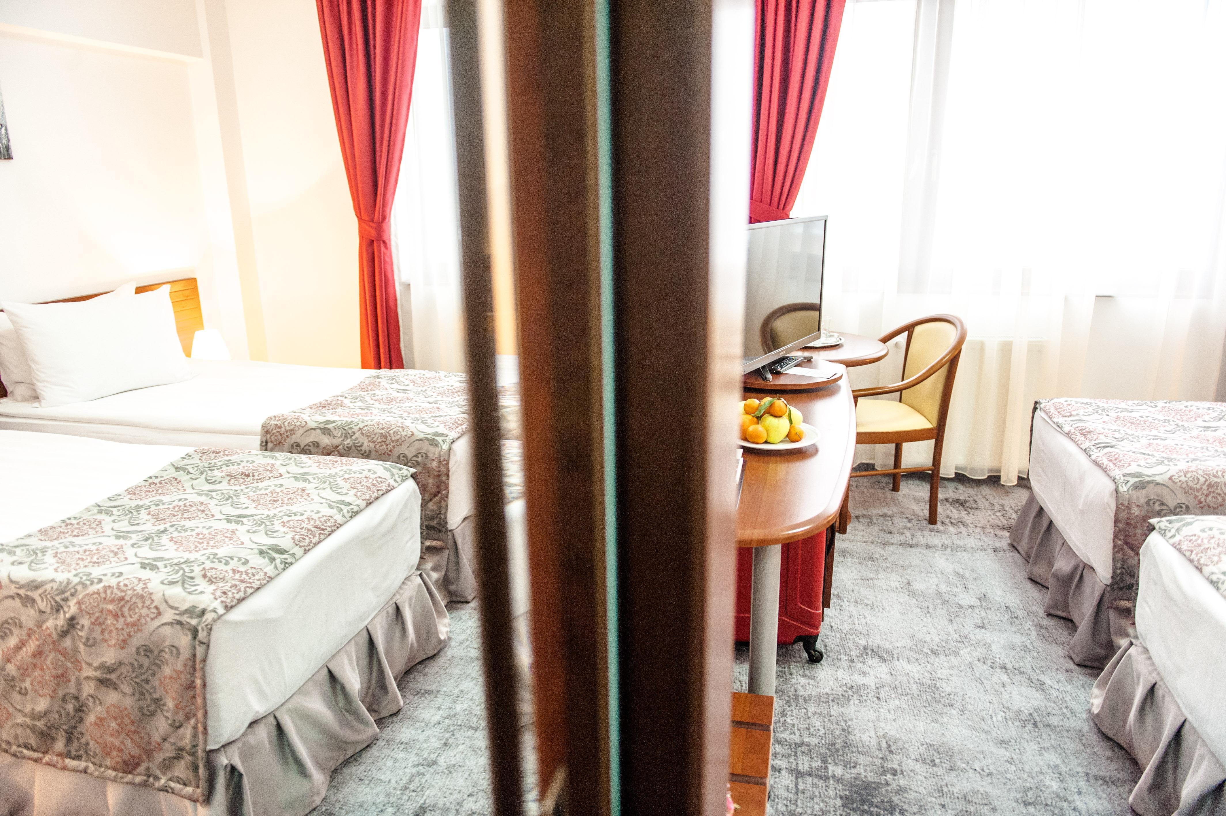 Hotel Parc Sibiu Ngoại thất bức ảnh