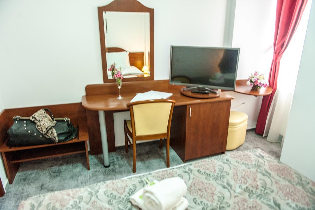 Hotel Parc Sibiu Ngoại thất bức ảnh