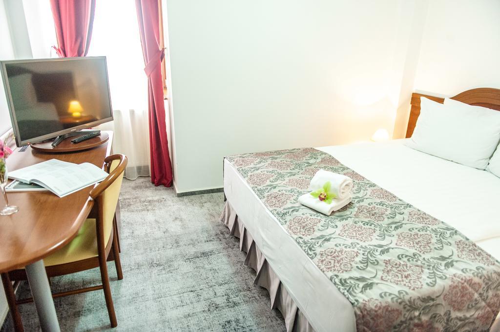 Hotel Parc Sibiu Ngoại thất bức ảnh